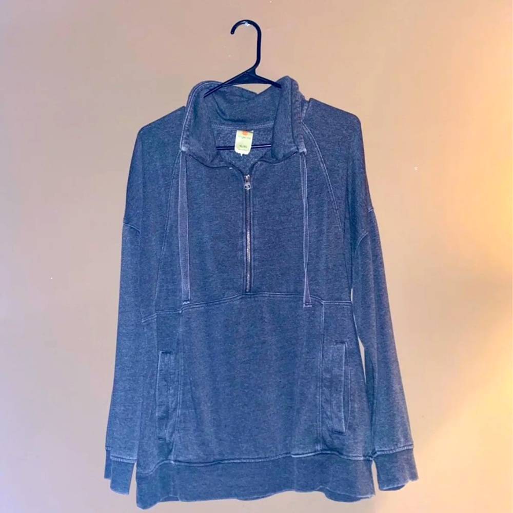 Gray half zip pullover sweatshirt
